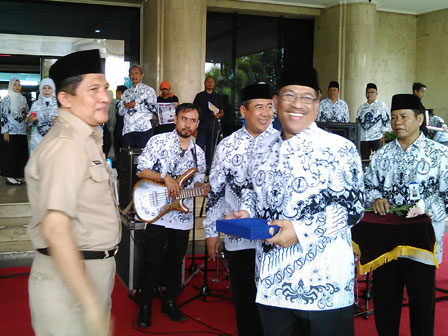 Pencarian PGRI Manokwari - Persatuan Guru Republik Indonesia Cabang Kabupaten Manokwari